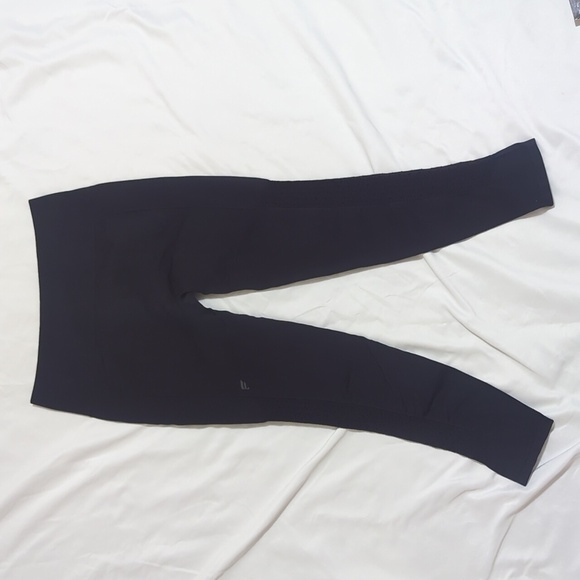 Fabletics Sync Seamless High-Waisted 7/8 Legging Color Black Size M - Picture 5 of 15